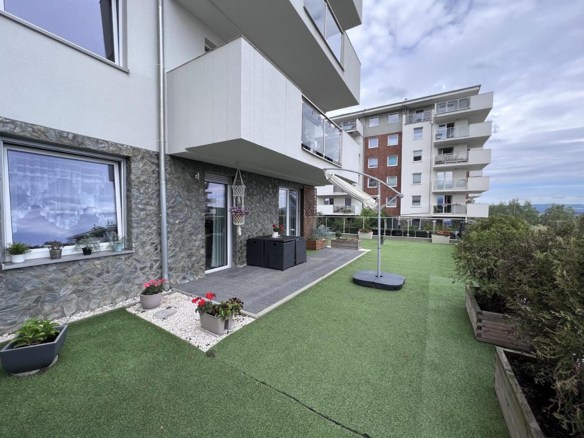Apartament Z Tarasem Na Osiedlu Rakownica Jelenia Góra Eksteriør billede
